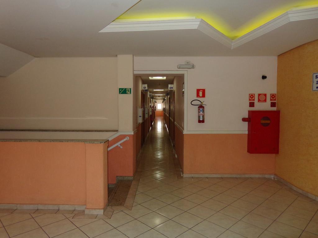 Love hotel Yes (adults Only)