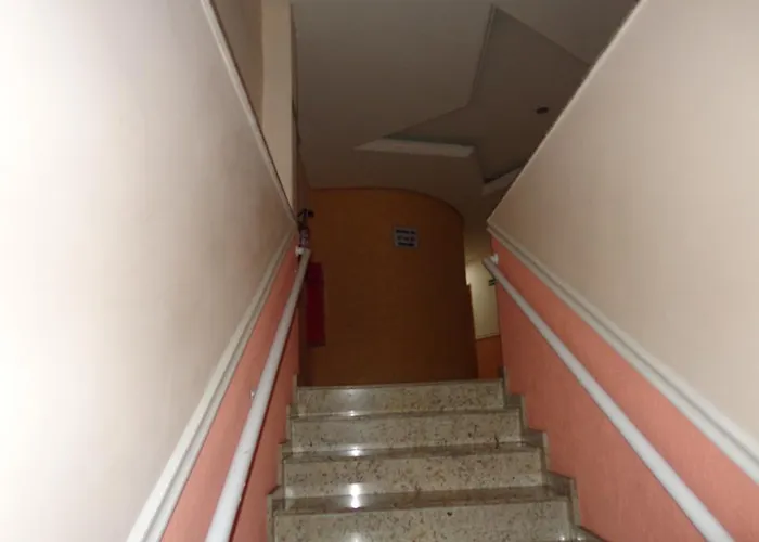 Hotel Yes (Adults Only)